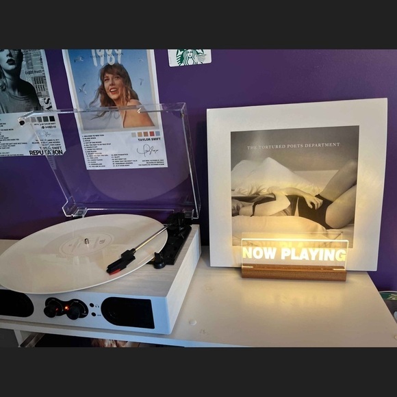 TAYLOR SWIFT TORCHED POETS & ERAS TOUR BOOK BOTH NWT SEALED BUNDLE - Picture 9 of 9